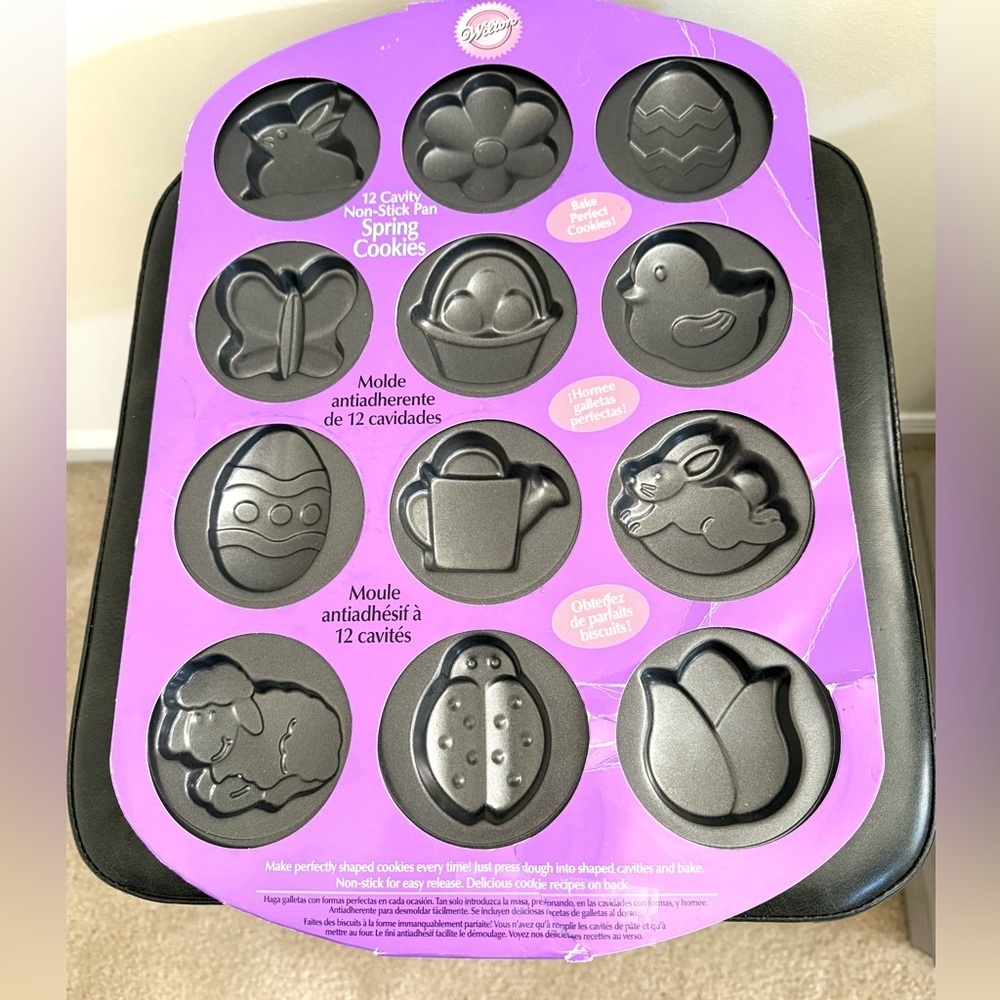 Wilton Non-Stick Spring Cookie Pan with 12 Spring Shapes